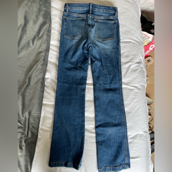 3/$15 GAP stretch high rise flare 16 regular fits like a 14/16 - Picture 3 of 5